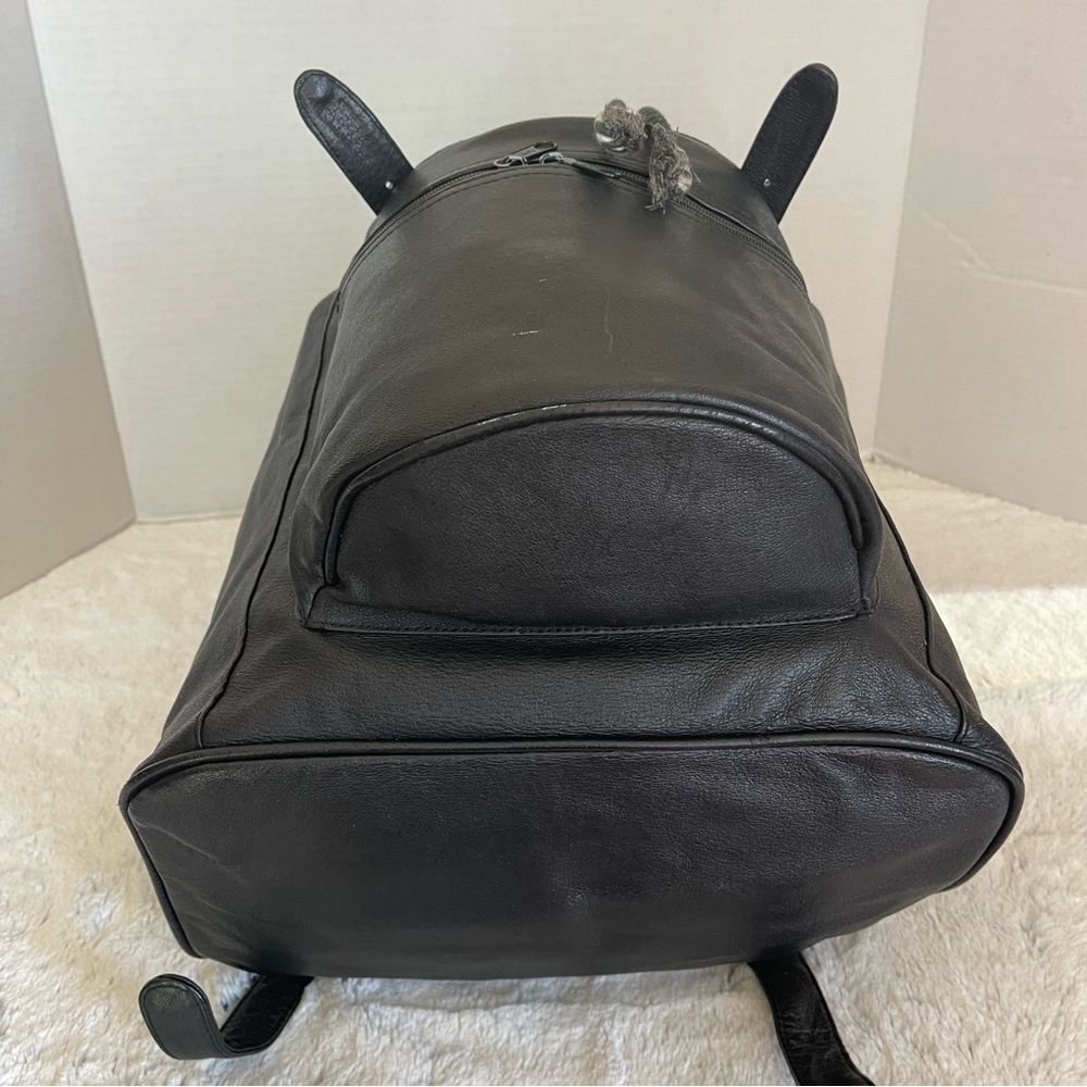 Stylish Black Leather Medium Backpack - Picture 12 of 16